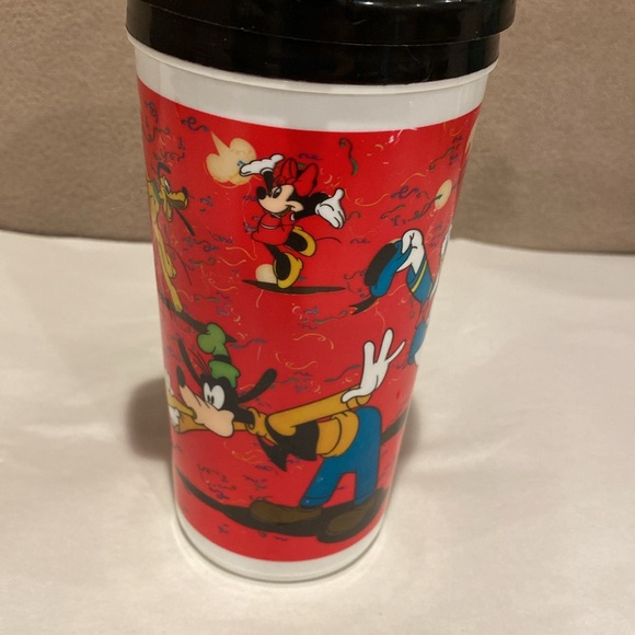 2 cups -WDW Let the Memories Begin" & Black Lid & Handle - Mickey Minnie Pluto - Picture 5 of 7